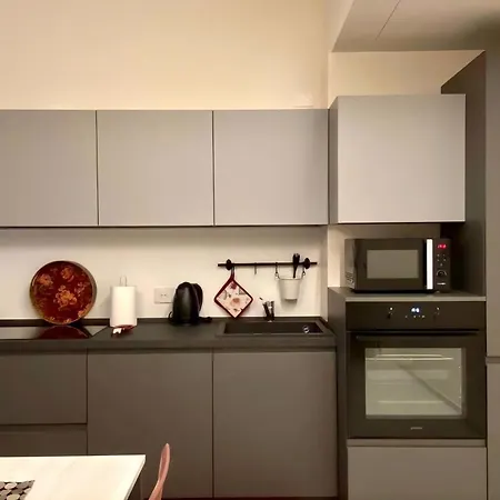 Wine And Horse - Next To Station And Free Parking *